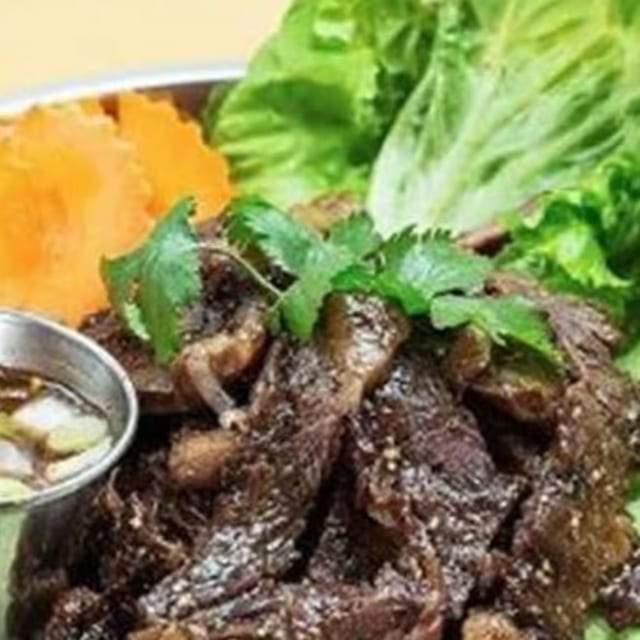 Crying Tiger Beef (เสือร้องไห้).