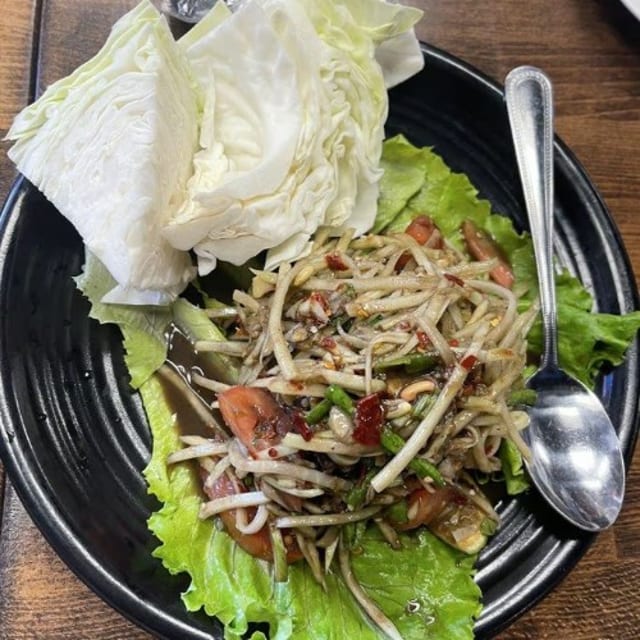 Tum Pu ส้มตำปู / Tum Pla Ra ตําปลาร้า / Tum Pu & Ra Papaya Salad ส้มตำปูปลาร้าตํา ปู + ปลาร้า.