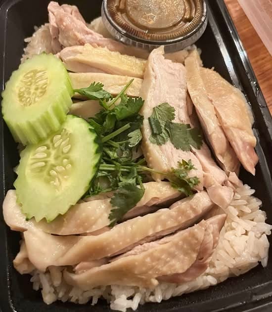 Hainan Chicken Rice ข้าวมันไก.